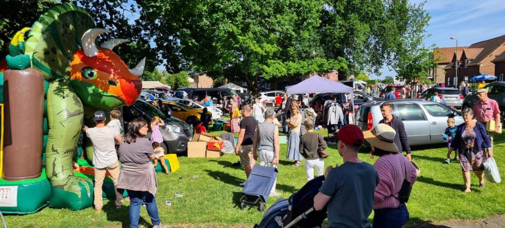 SA  5 - Reuze Rommelmarkt met Boeken-, Vinyl- en CD‑Beurs in Humelgem 